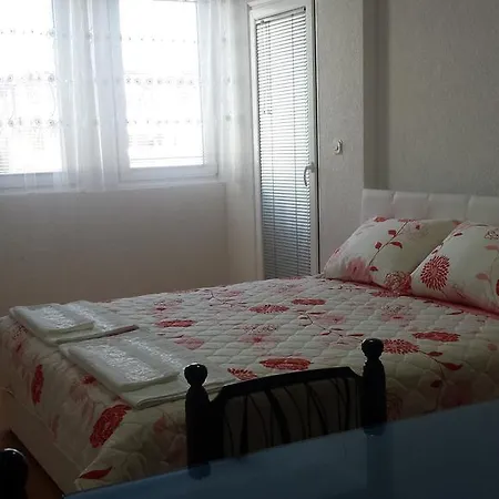 Apartment Apartman Strezoski *